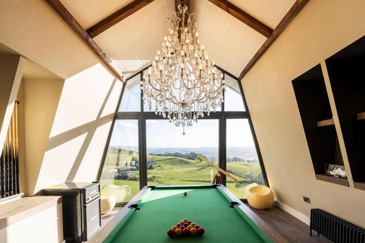 Clwyd Gate Manor Pool Sauna Hottub Cave Wales Ruthin Buitenkant foto
