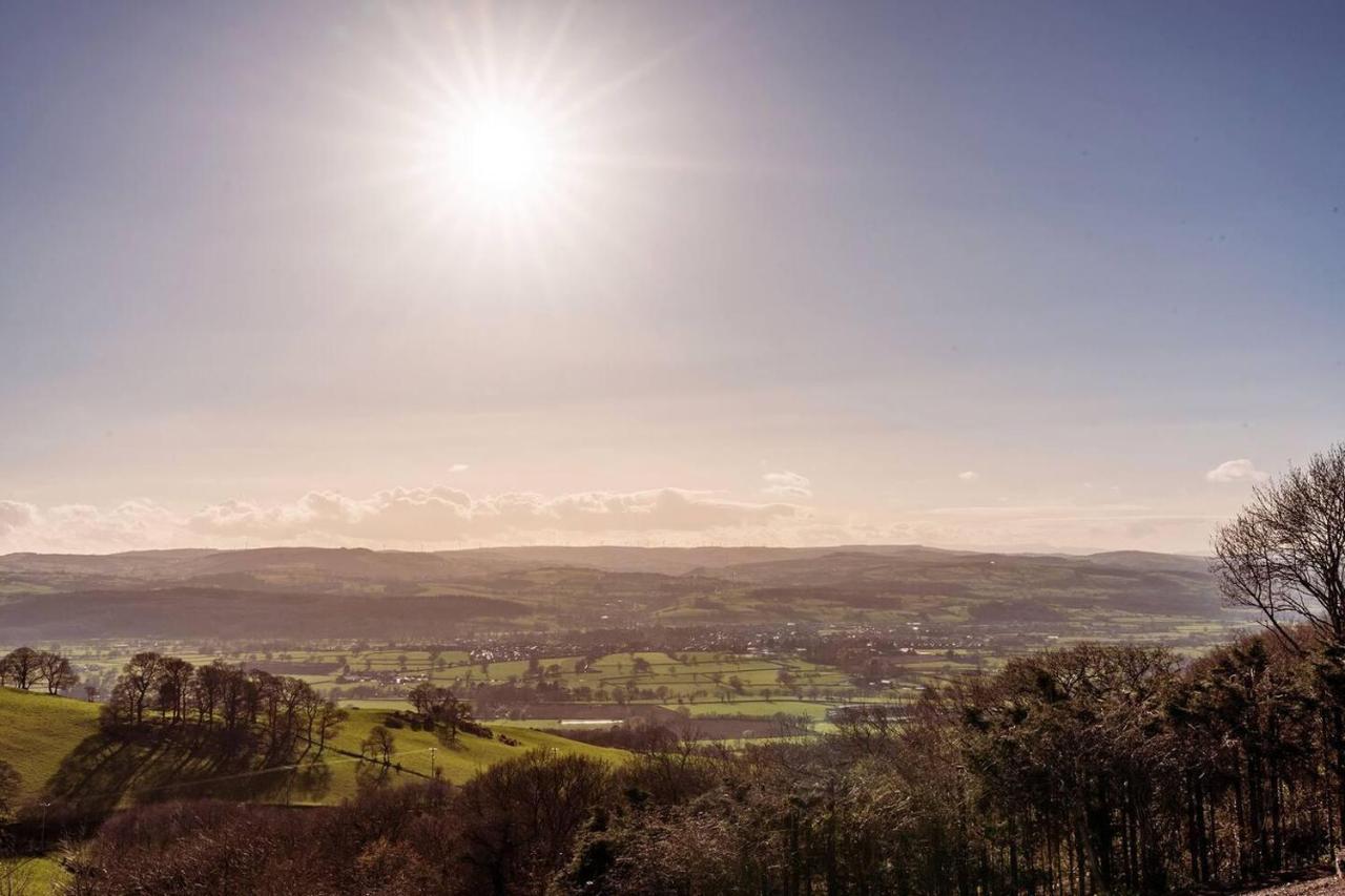 Clwyd Gate Manor Pool Sauna Hottub Cave Wales Ruthin Buitenkant foto